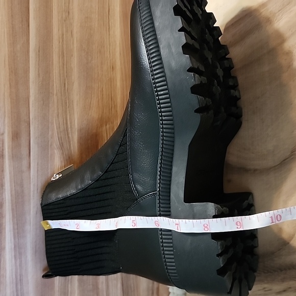 BCBG STYLE MONTANA WOMAN'S 9.5 LEATHER/ZIPPER SWEATER COMBAT BOOTS NWOB - Picture 13 of 16